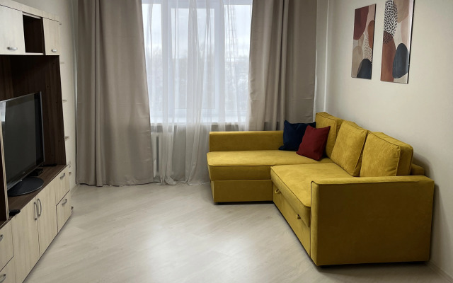 Квартира просторная 2-х комнатная на Центральной площади