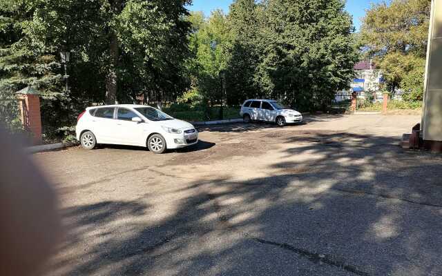 Гостиница Нефтяник