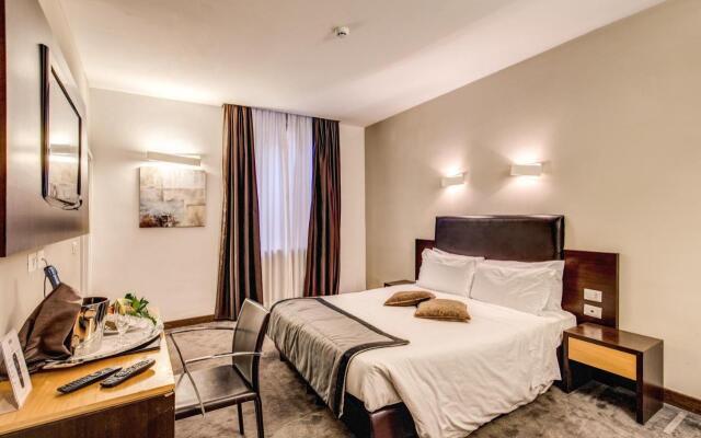 Hotel Trevi