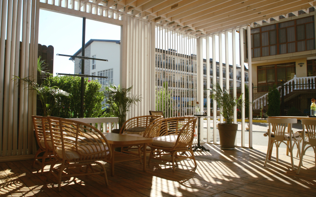 Green Park Hotel