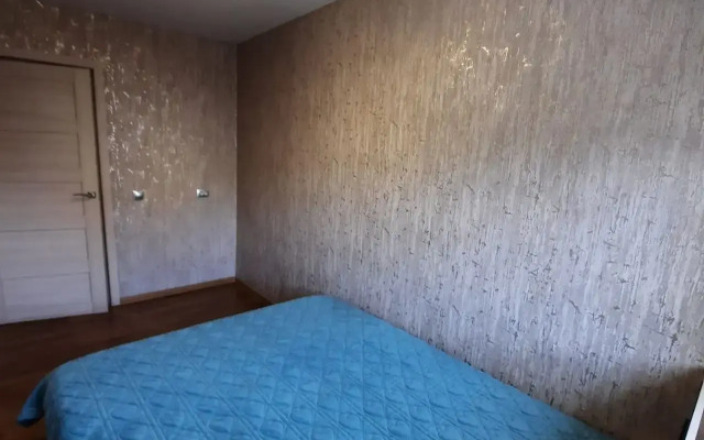 Квартира на Школьном переулке 10