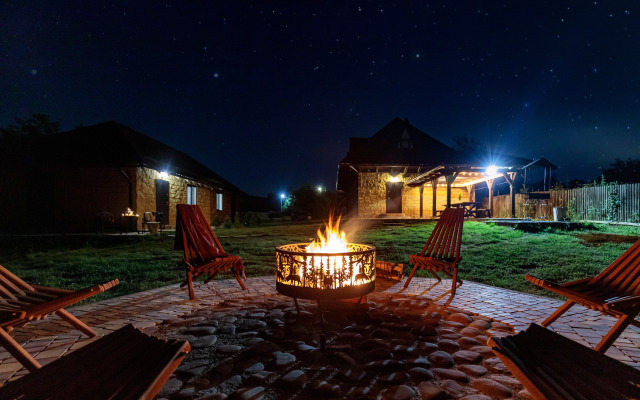 Частный дом часть с 2 спальнями с видом на горы