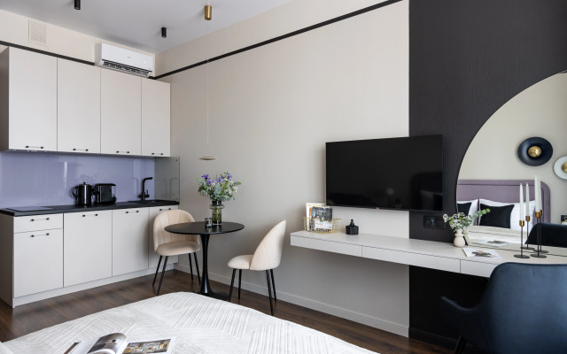 Merino Home Violet Apartments
