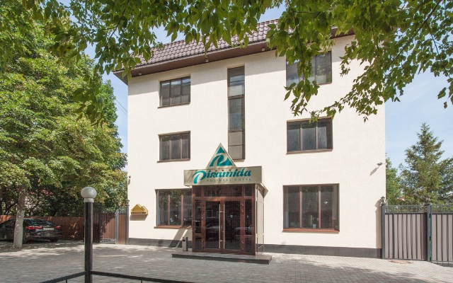 Piramida Hotel