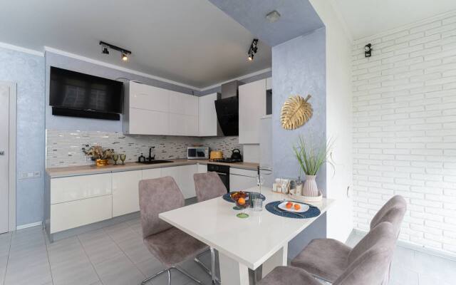 Prostornaya Uyutnaya Na Yubileynoy V Kaliningrade Flat