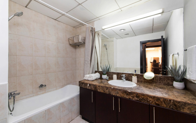 Апартаменты Bright 1Bdr at Fortunato