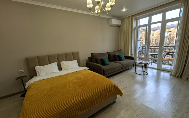 Uyutnaya V Samom Tsentre Goroda Flat
