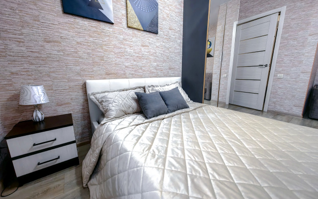 Квартира у МРНЦ им. Цыба