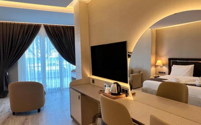 MQ Suites