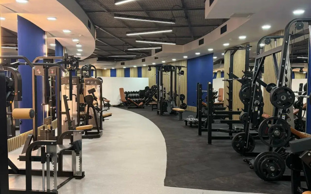 Four Season Li̇fe Resort
