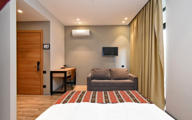 Andor Hotel