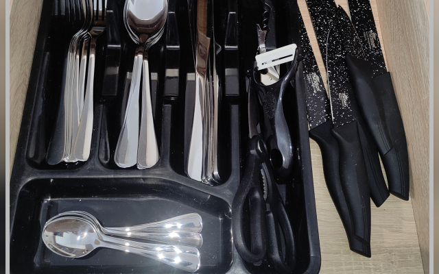 Квартира 1-к на Лескова 44, 2 Кровати, 39м