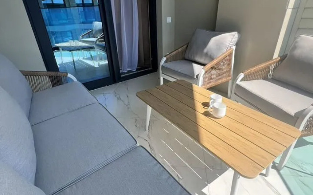 Na Ulitse Drazhinskogo 48 Flat