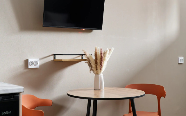 Апартаменты Комфорт+ 4 Гостя Близ Центра Города