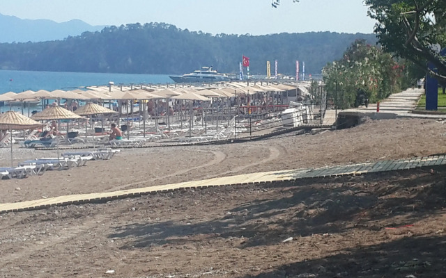 Akdenizevleri  2+1 Garden Floor Apartments