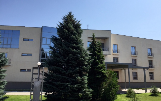 Mega Space Country Club Hotel