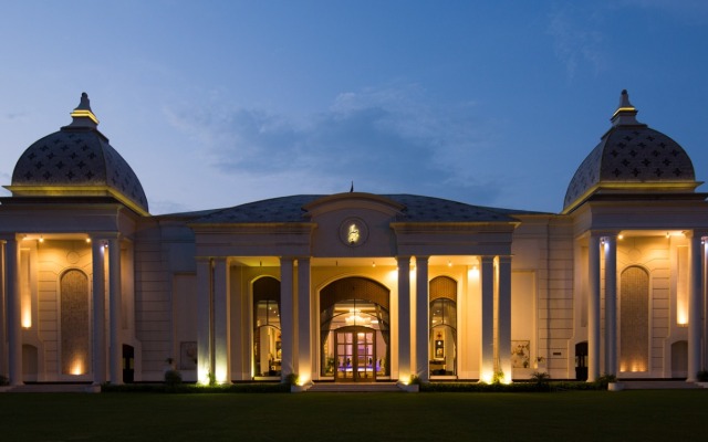Cabbana Resort & Spa Hotel