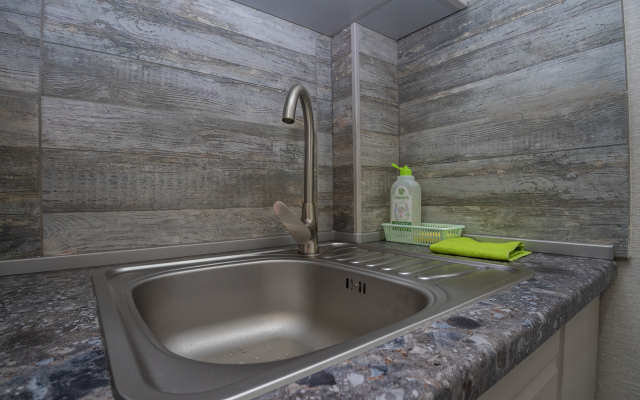 Na Partizanskoy Apartments