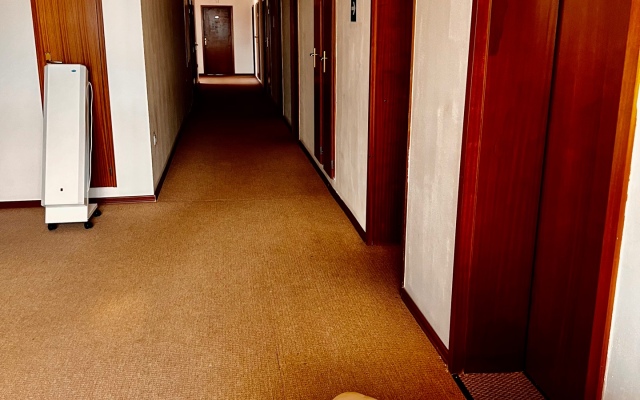 Adriya Hotel