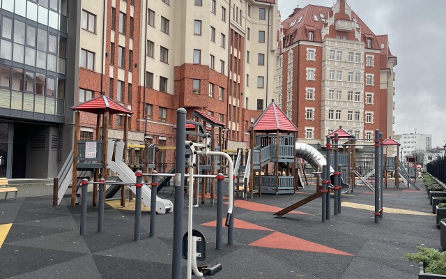 Kvartira 2-Kh Komnatnaya V Tsentre  Kaliningrada Flat