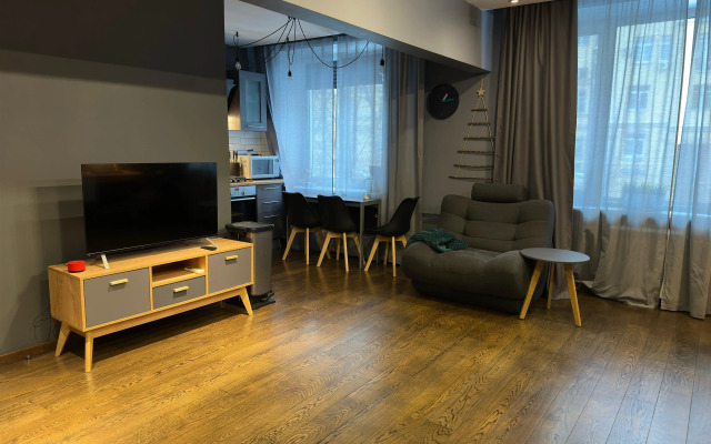 Dvukhkomnatnaya Ryadom S Pokrovkoy Flat