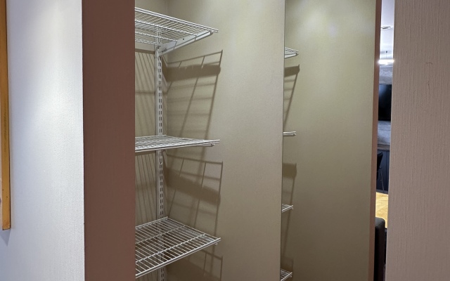 Uyutnaya Studiya U Ploschadi Pobedy Flat