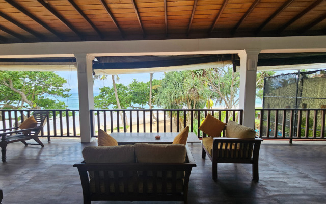 South Point Abbey 4 bedroom beach front Villa