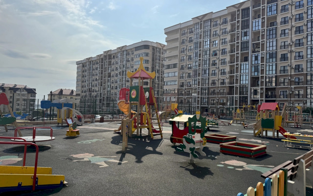 574 S Otdelnym Vkhodom I Mini-Kukhney Zhk Albatros Apartments