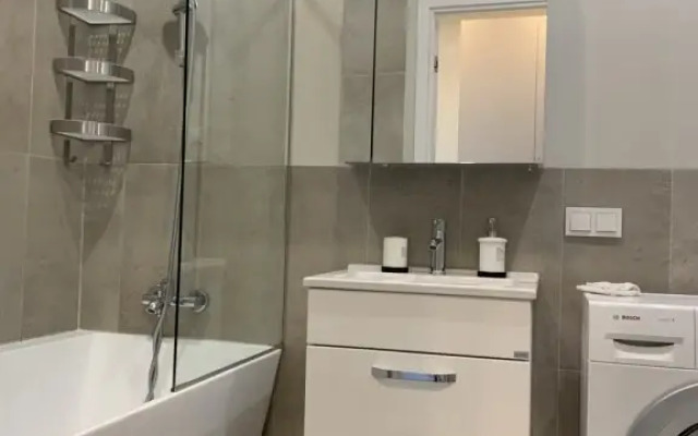 Panoramic River View Loft Apartments