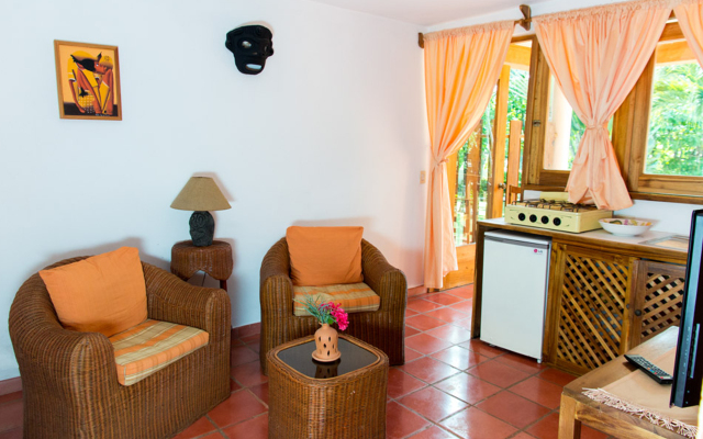Residencia Del Paseo Apart-Hotel