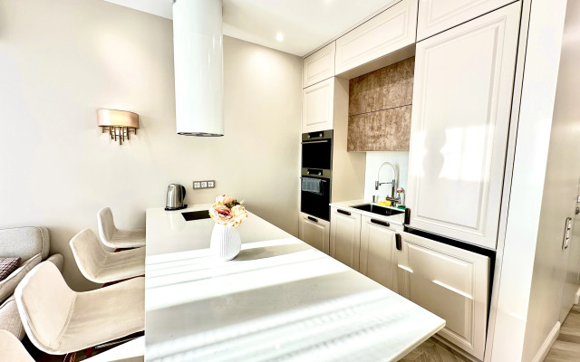 Skyroom Apartments