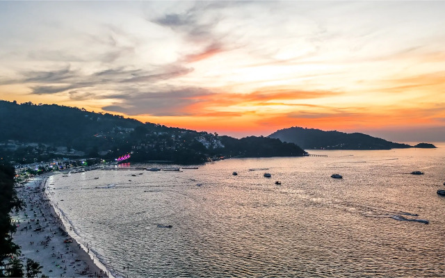 OMNIA Phuket - Patong Tower Apartments