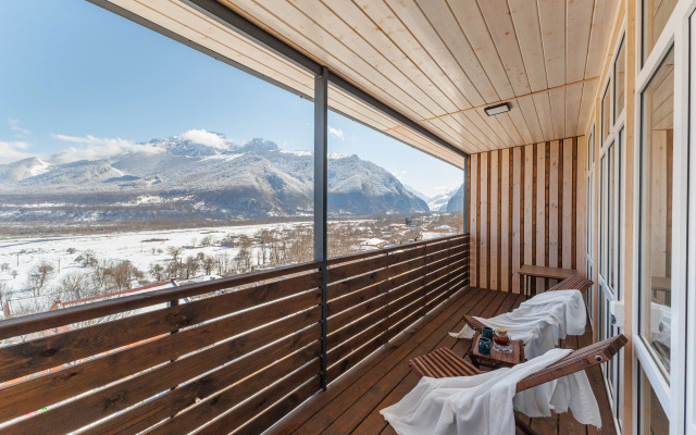 Частный Дом Aura на Интернациональной 106