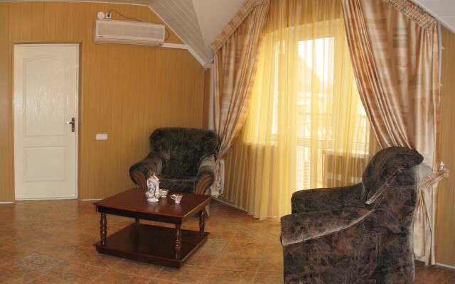 Частный дом House on Pervomayskaya