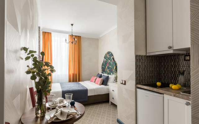 Flora Apartments