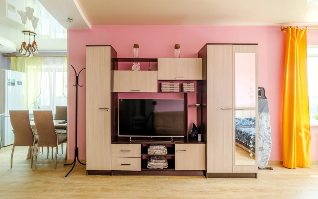 PrezentHaus Na Maksima Gor'kogo 28 Flat
