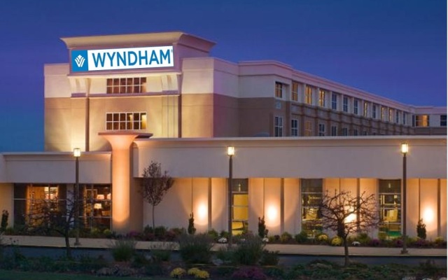 Отель Wyndham Providence Airport