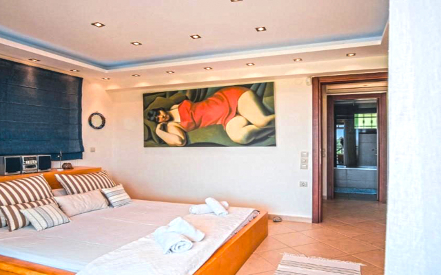 Luez Private Pool Elani Villa