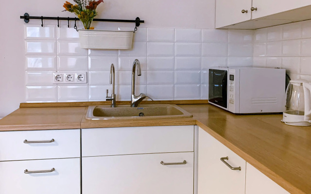 Апартаменты Просторная квартира Новомарьинская