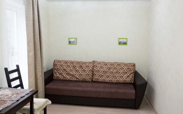 U Kuzmicha Flat