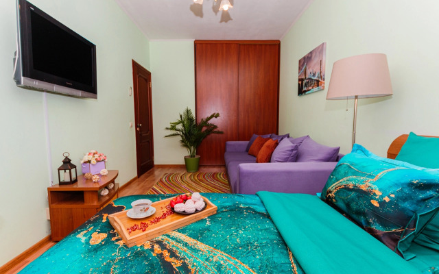 Квартира Прoсторнaя трехкомнатная