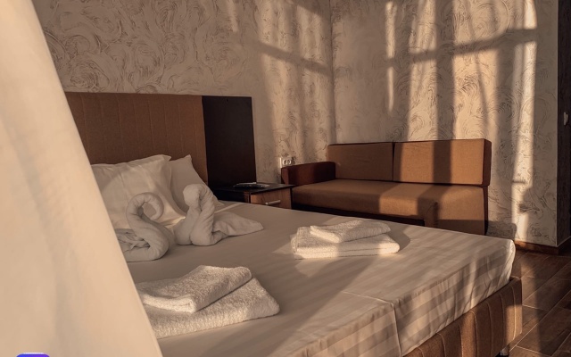 Delfin Guest House