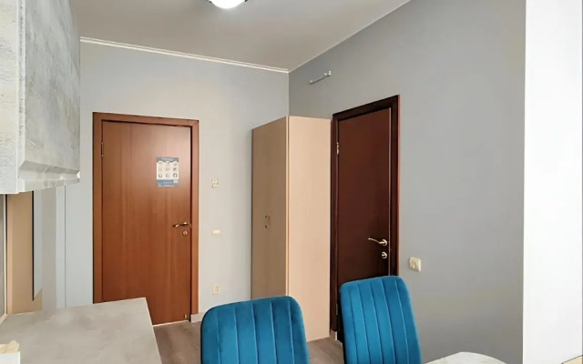 V 1 minute khodyby ot plyazha Flat