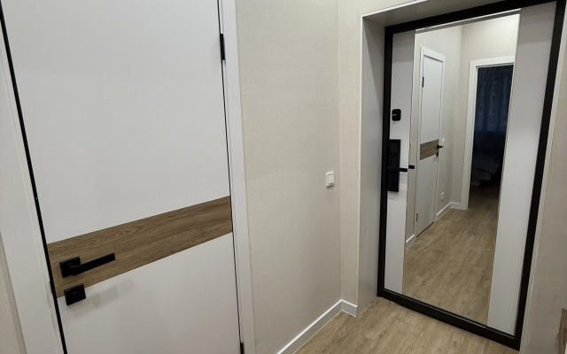 Premialnaya S Dizaynerskim Remontom Flat