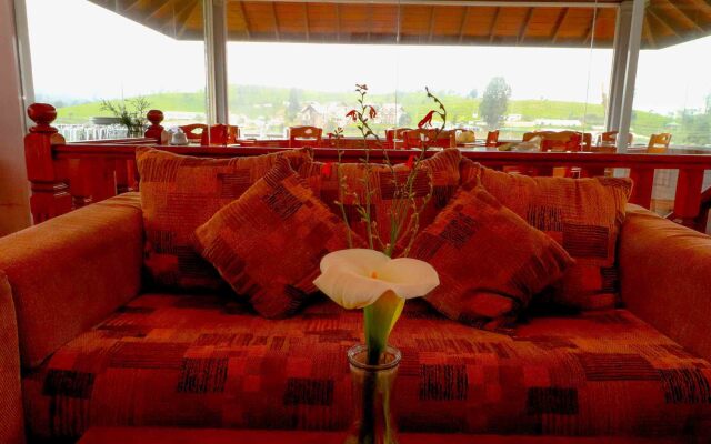 Yoho Lake View Villa