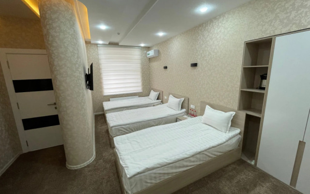 Chinor Hotel