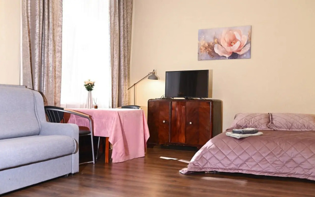 Na Vasileostrovskoy Flat