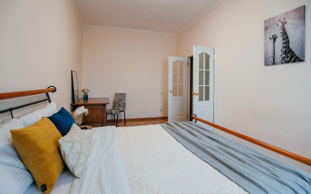 Sovremennaya S Dvumya Spalnyami! Flat