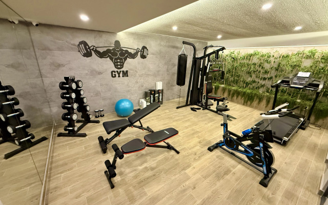 V 100 Metrakh ot Plyazha Cleopatra Apartments