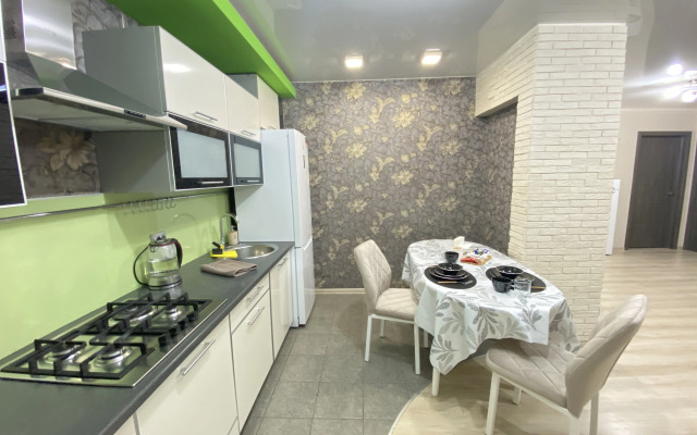 Квартира на Радужной Улице 13